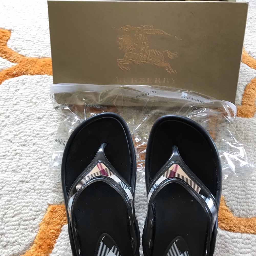 Sporty Burberry Check Plaid Slides